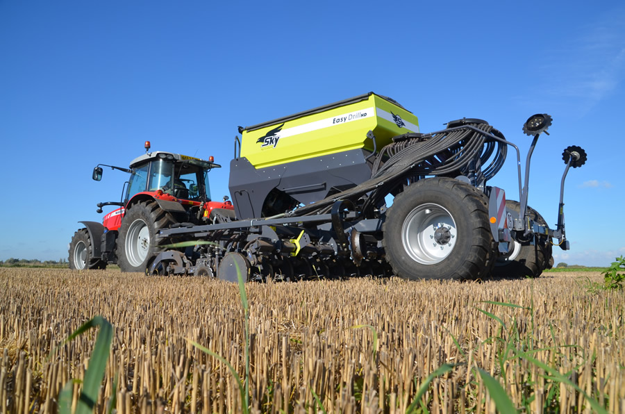 Sky no-till and min-till drills debut at Cereals